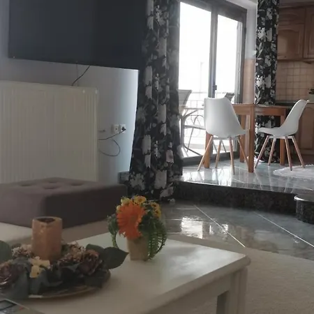 Panos Apartment *